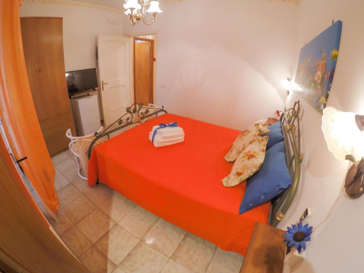B&B La Strea Порто-Чезарео Екстер'єр фото